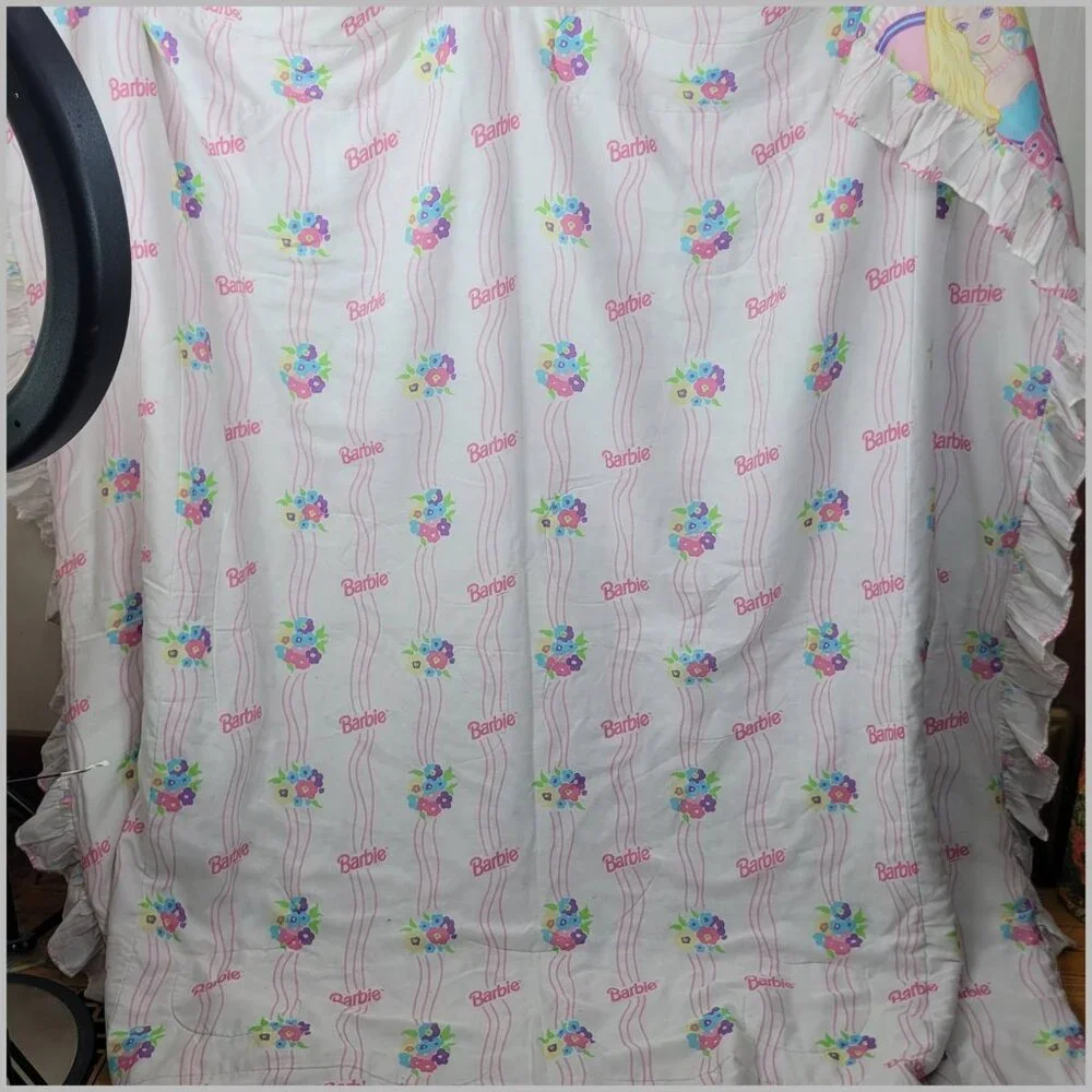 Vintage 90s Mattel 2 Sided Barbie Floral Comforter Twin XL Full 82